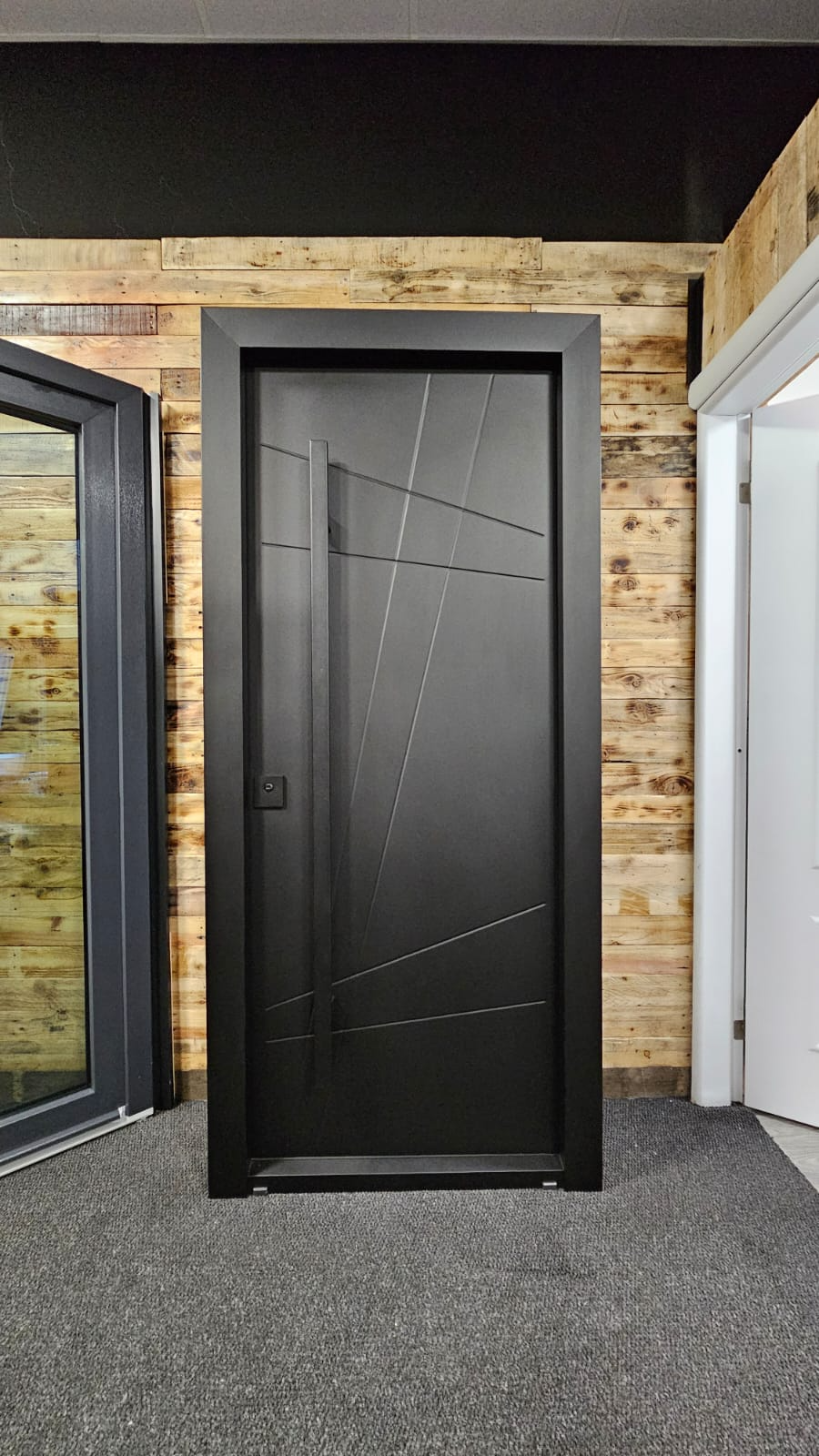 AnyDoor.UK